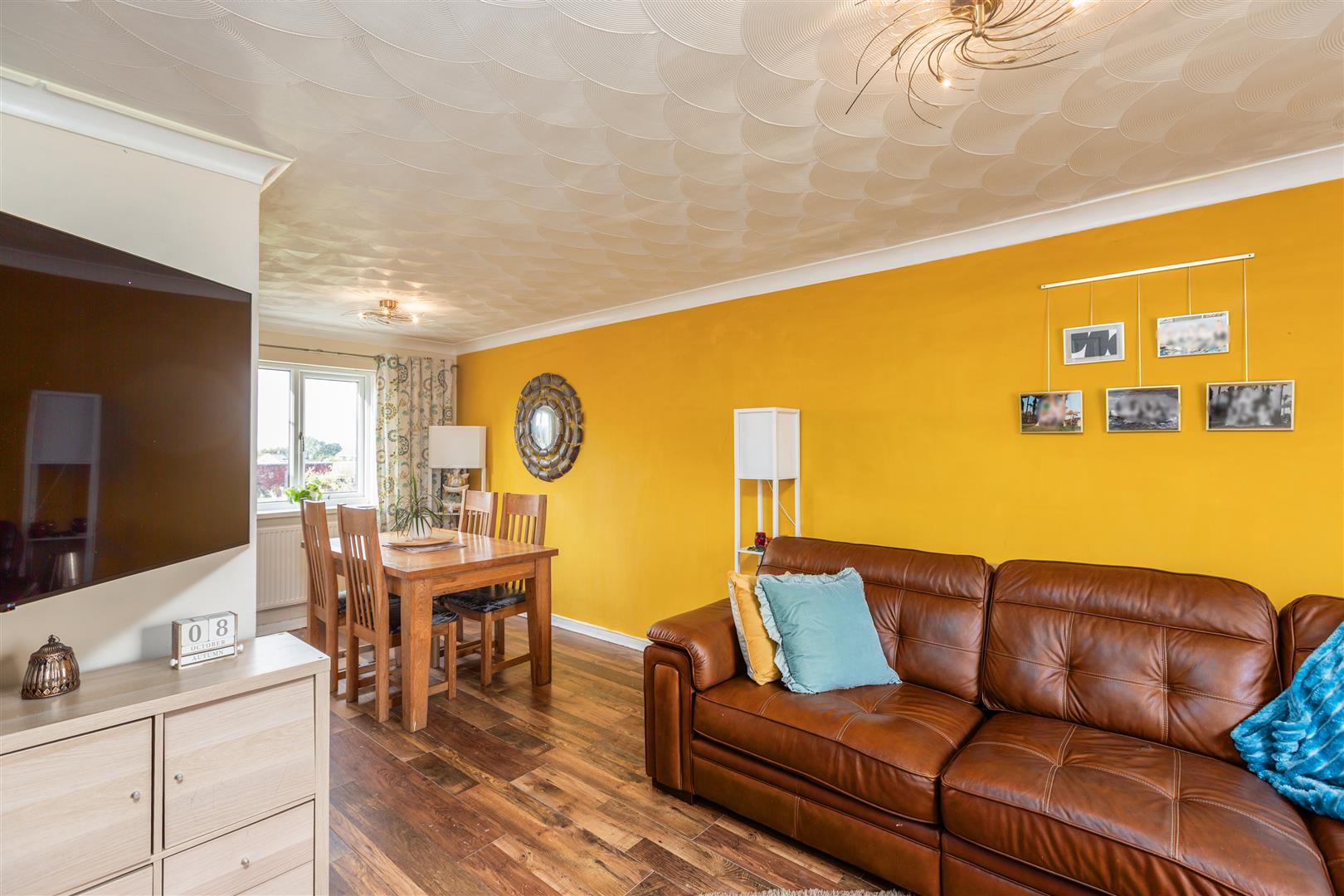 Chiltern Close, Fforestfach, Swansea, SA5 5DA